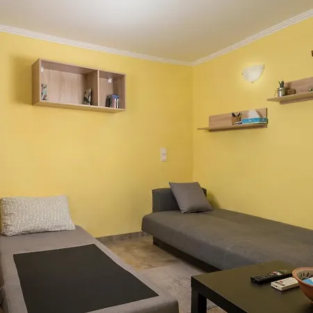 Old Town Hania Apartment Апартаменты